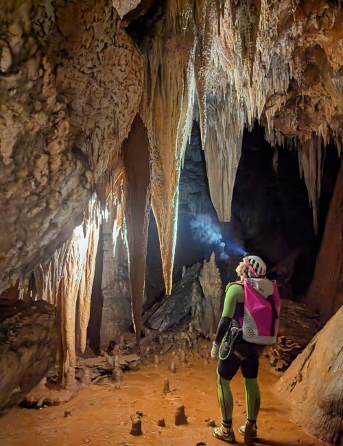 cueva de valporquero espeleobarranquismo
